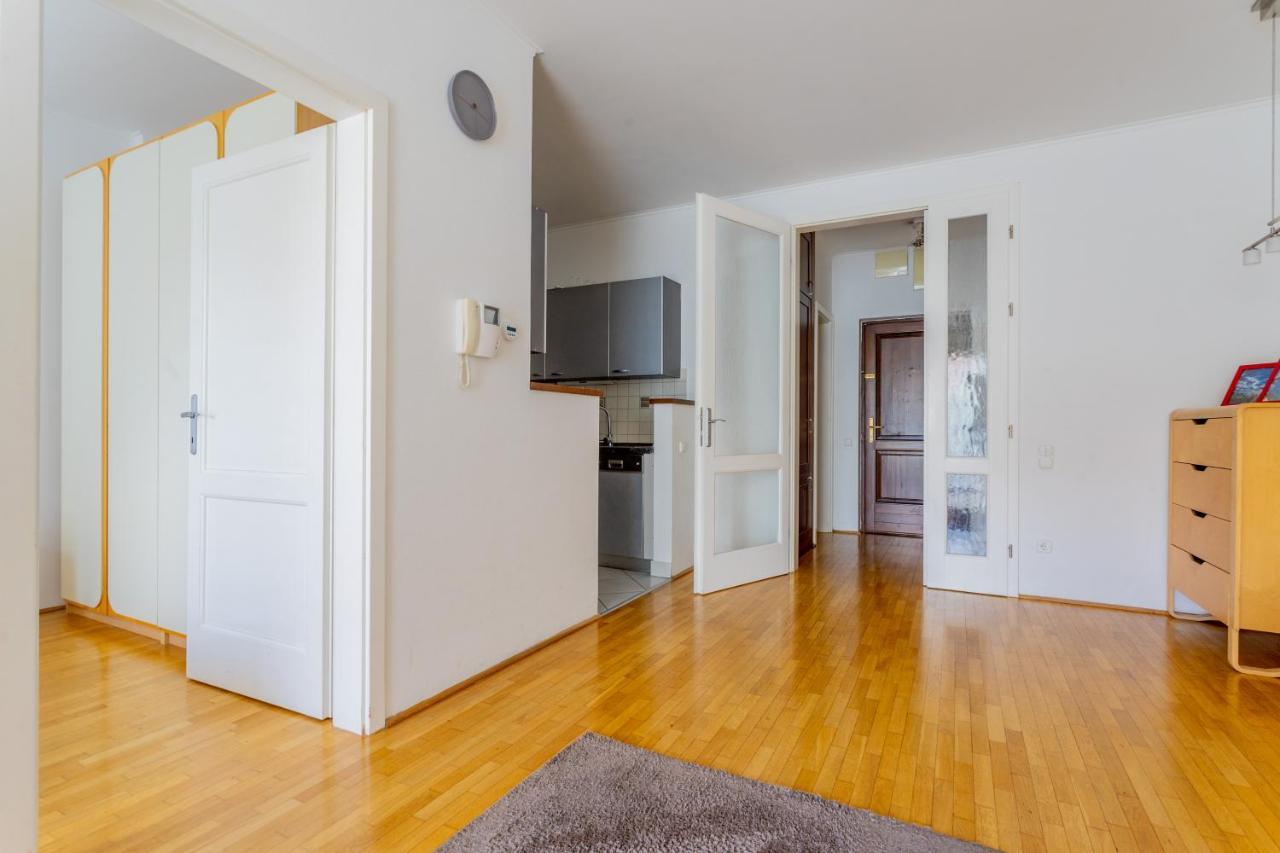 Kaz52 Apartment Будапеща Екстериор снимка